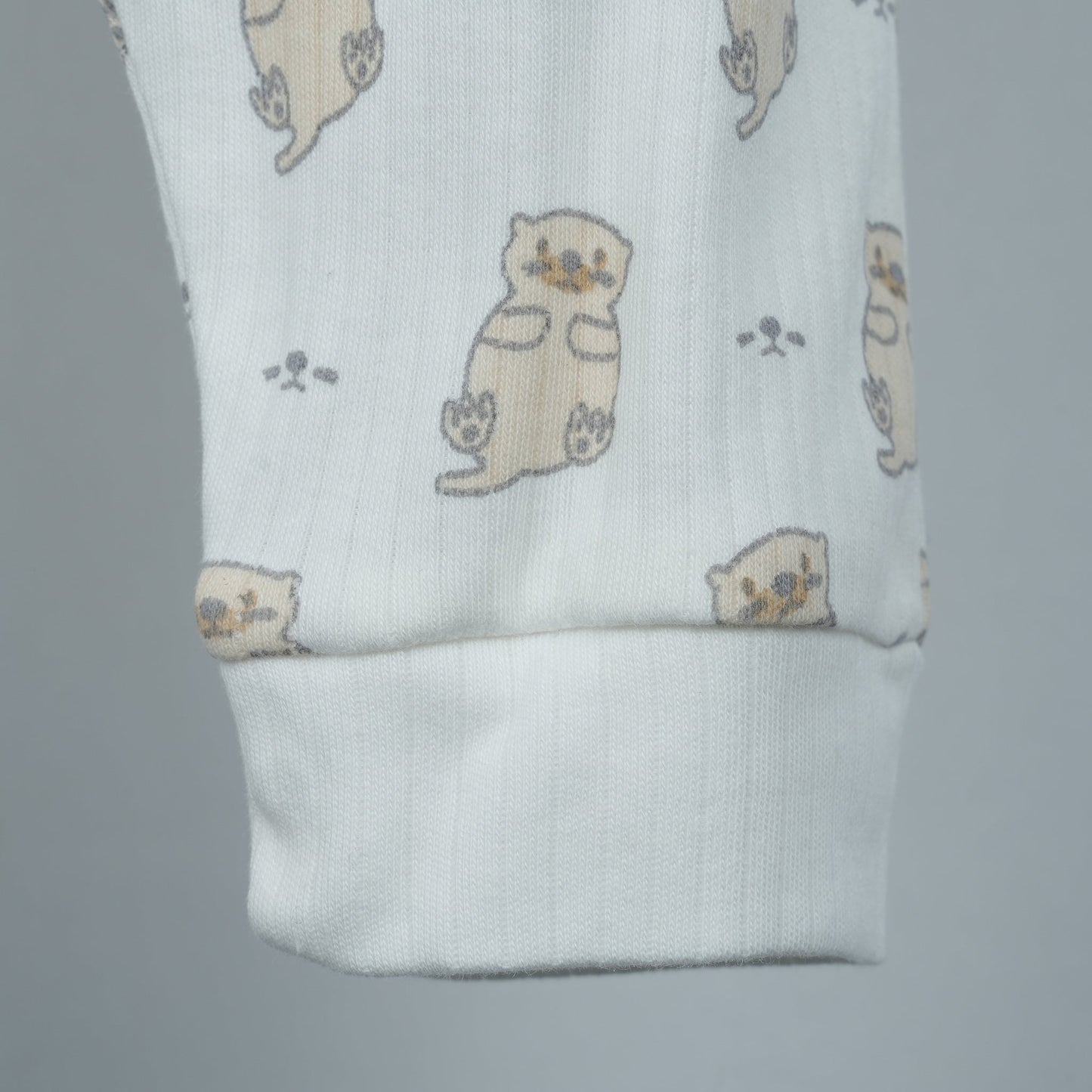 Hug & Play: Neo Nate Khaaki Light Cotton Blend T-Shirt with Joggers