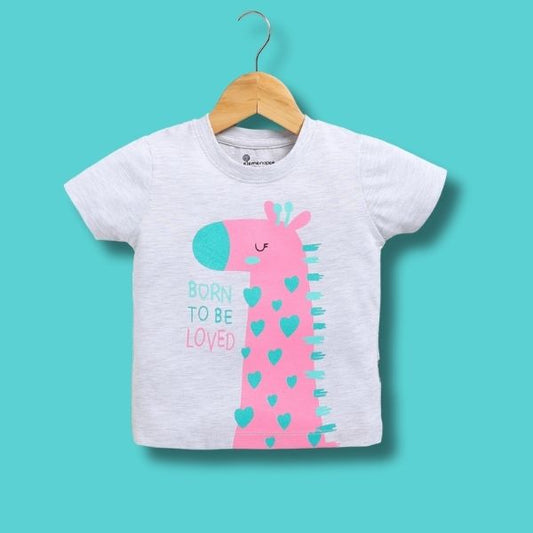 Adorable Grey Baby Tee – Giraffe Print with 'Born to Be Loved' Text