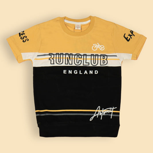 RUNCLUB England Tee by OlioKids – Boys’ Black Short Sleeves, Multicolour Print, Soft Cotton for Trendy Days Out